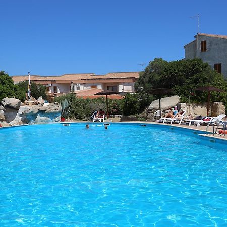 Club Esse Residence Capo D'Orso Палау Екстериор снимка