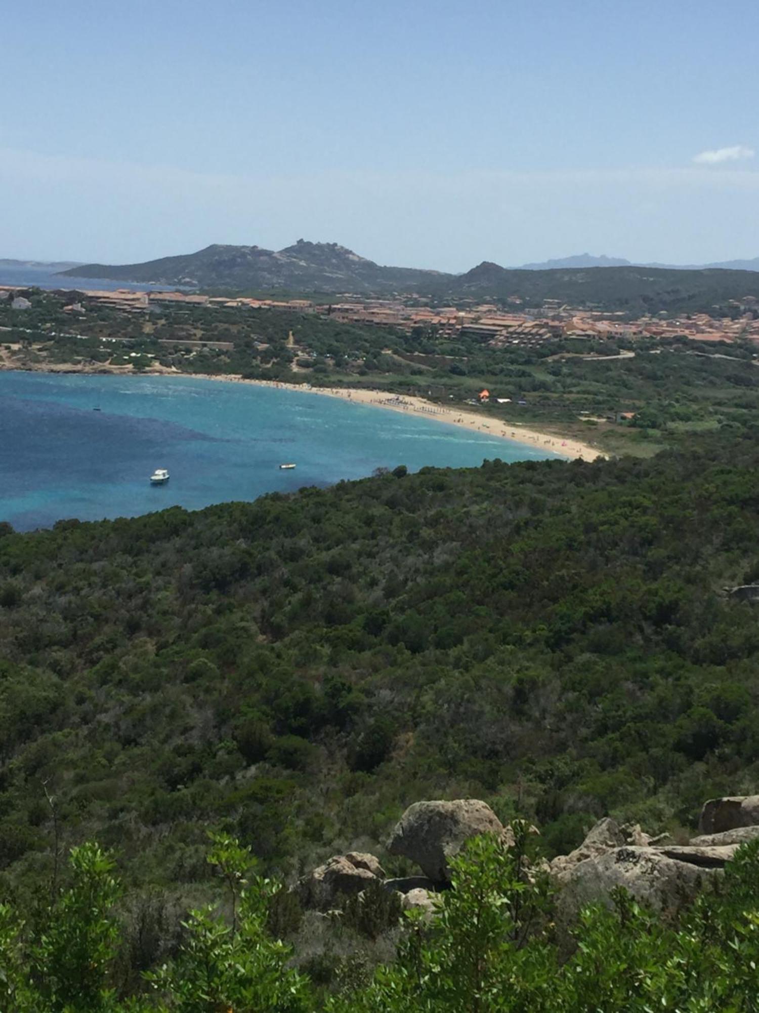 Club Esse Residence Capo D'Orso Палау Екстериор снимка