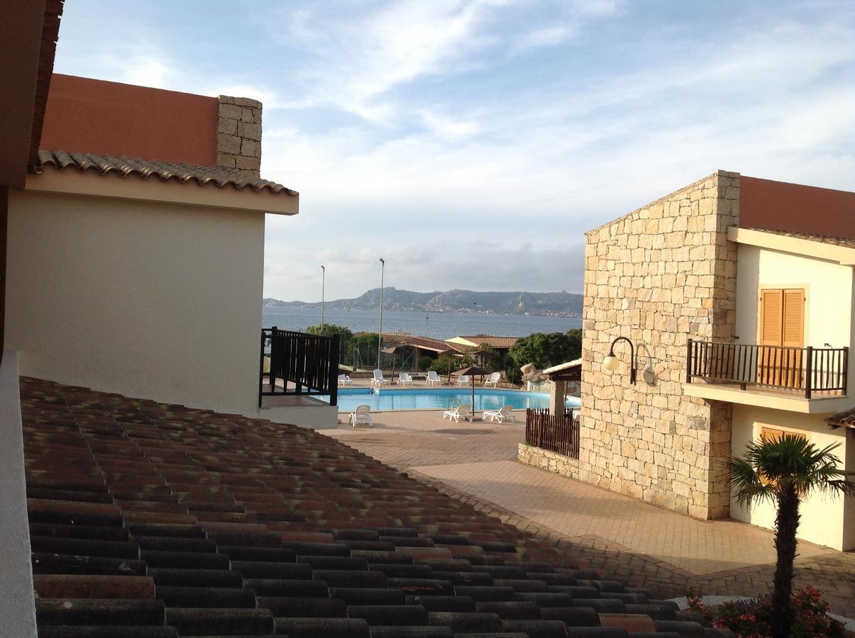 Club Esse Residence Capo D'Orso Палау Екстериор снимка