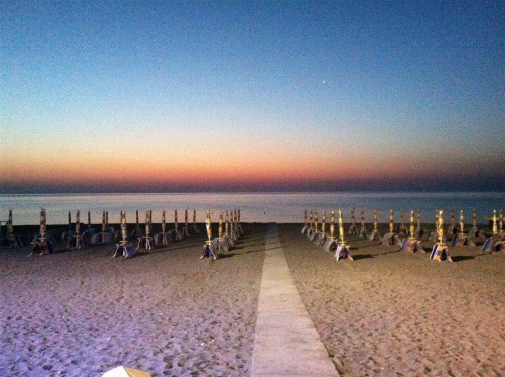 Club Esse Residence Capo D'Orso Палау Екстериор снимка