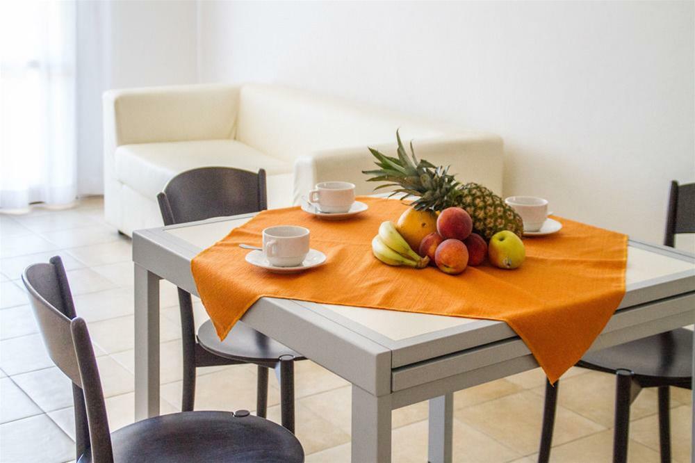 Club Esse Residence Capo D'Orso Палау Екстериор снимка